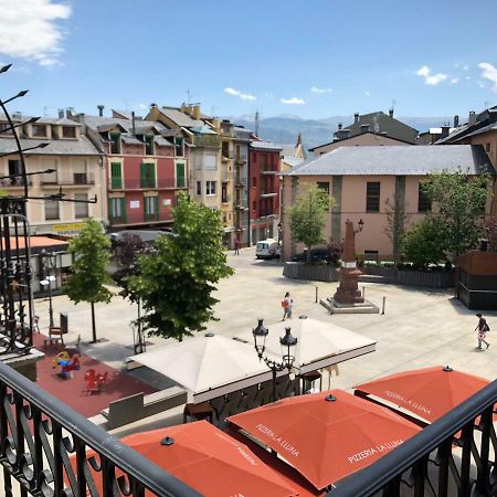 Edifici Herois Puigcerdà Dış mekan fotoğraf
